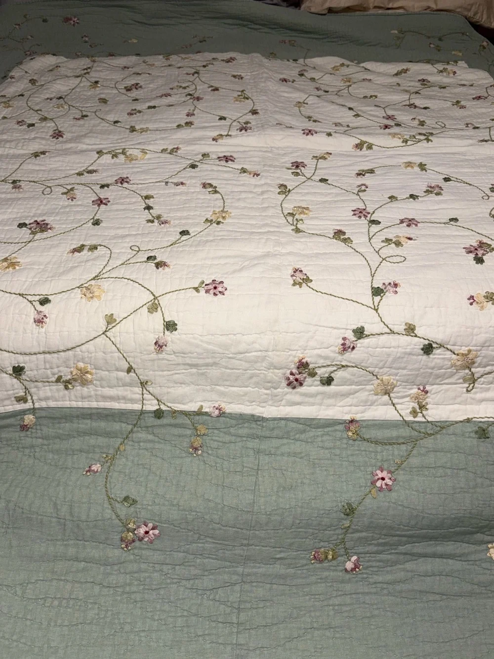RARE Sunham Home quilt embroidered Floral Bedspread Cottagecore shabby chic